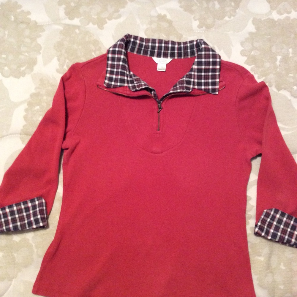 Layered-Look plaid and solid top